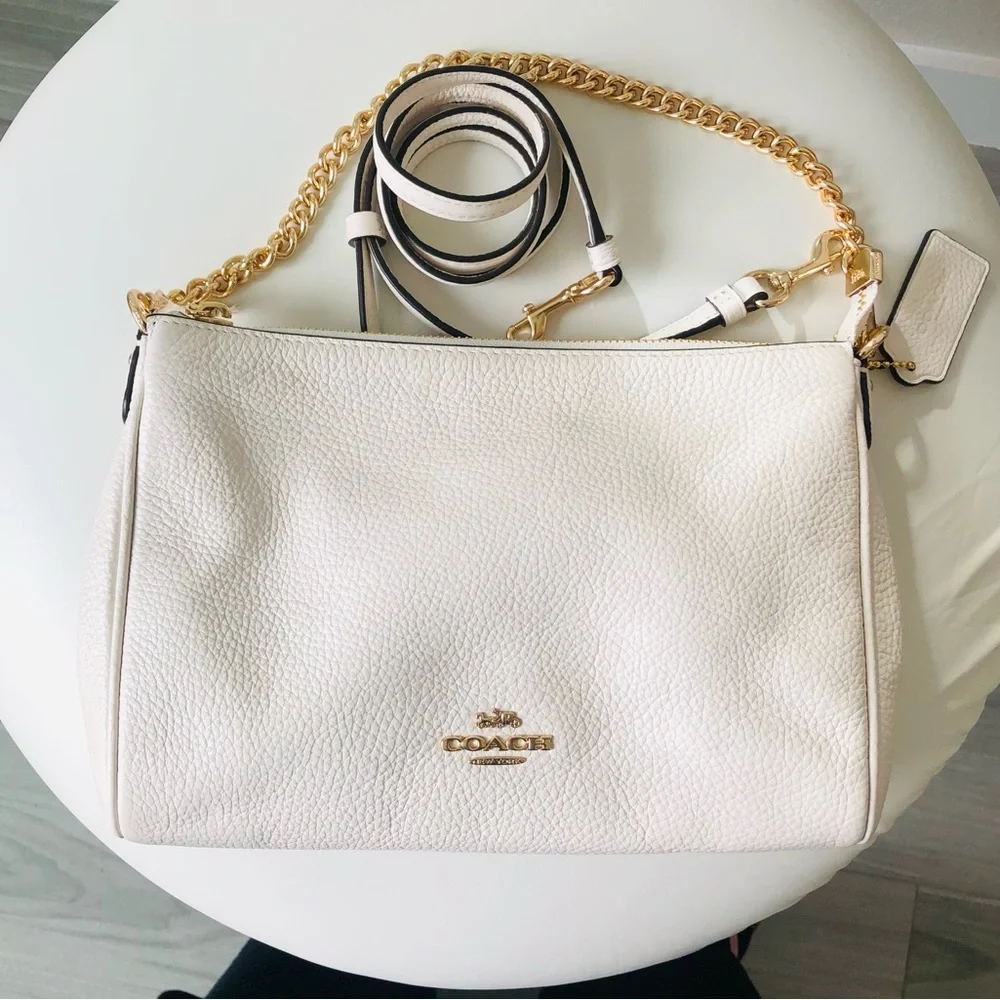 Coach Pebble Leather Chalk Bag with Gold Chain - Picture 1 of 10